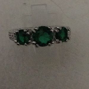 Sterling silver emerald ring